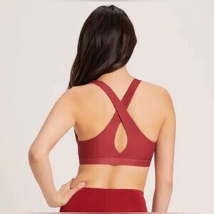 NWOT Niyama Sol Cross Back Bra